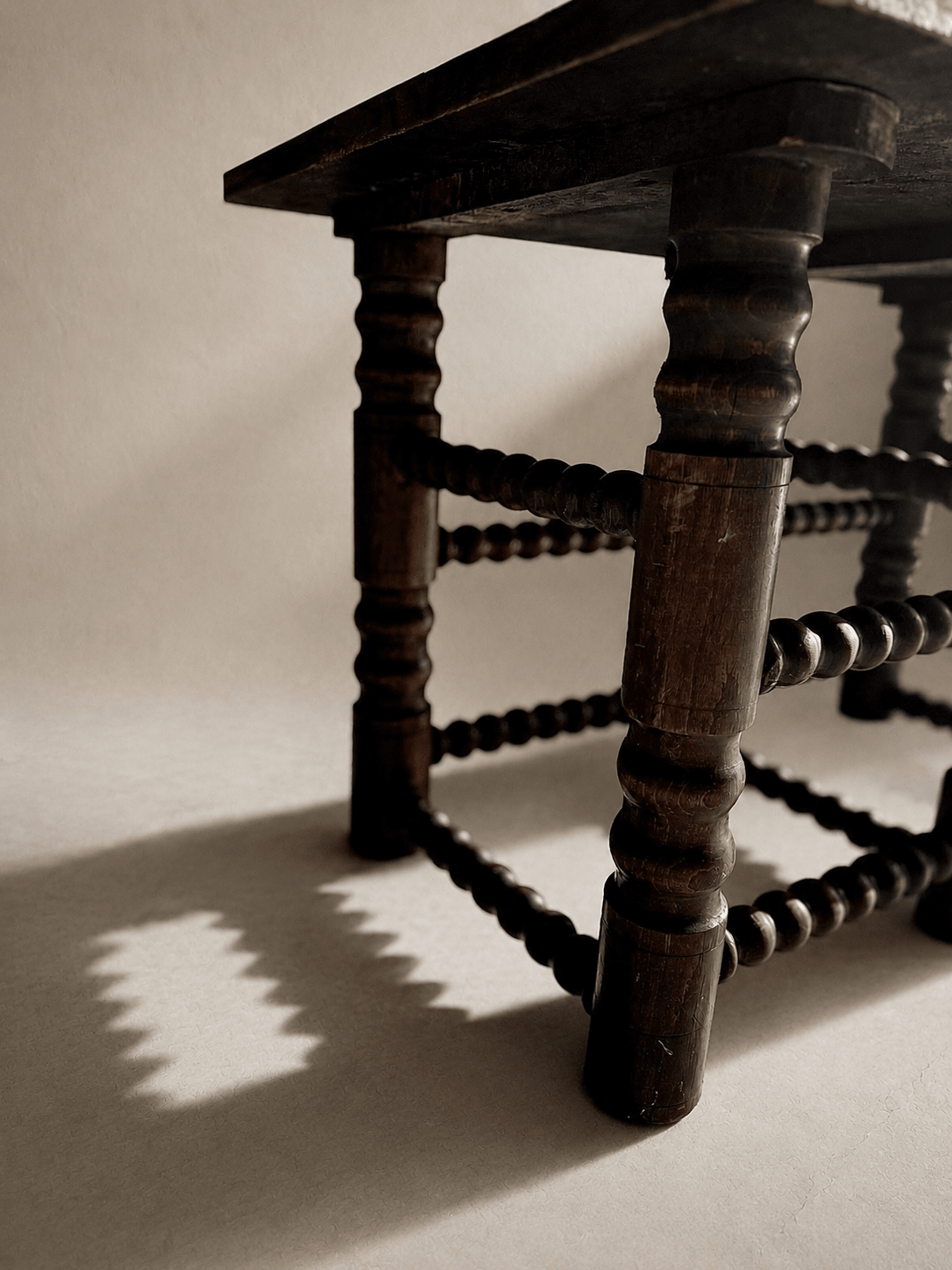 Brutalist Oak coffee table By Charles Dudouyt circa 1940s. – Coffee Table – MILLA OBJETS