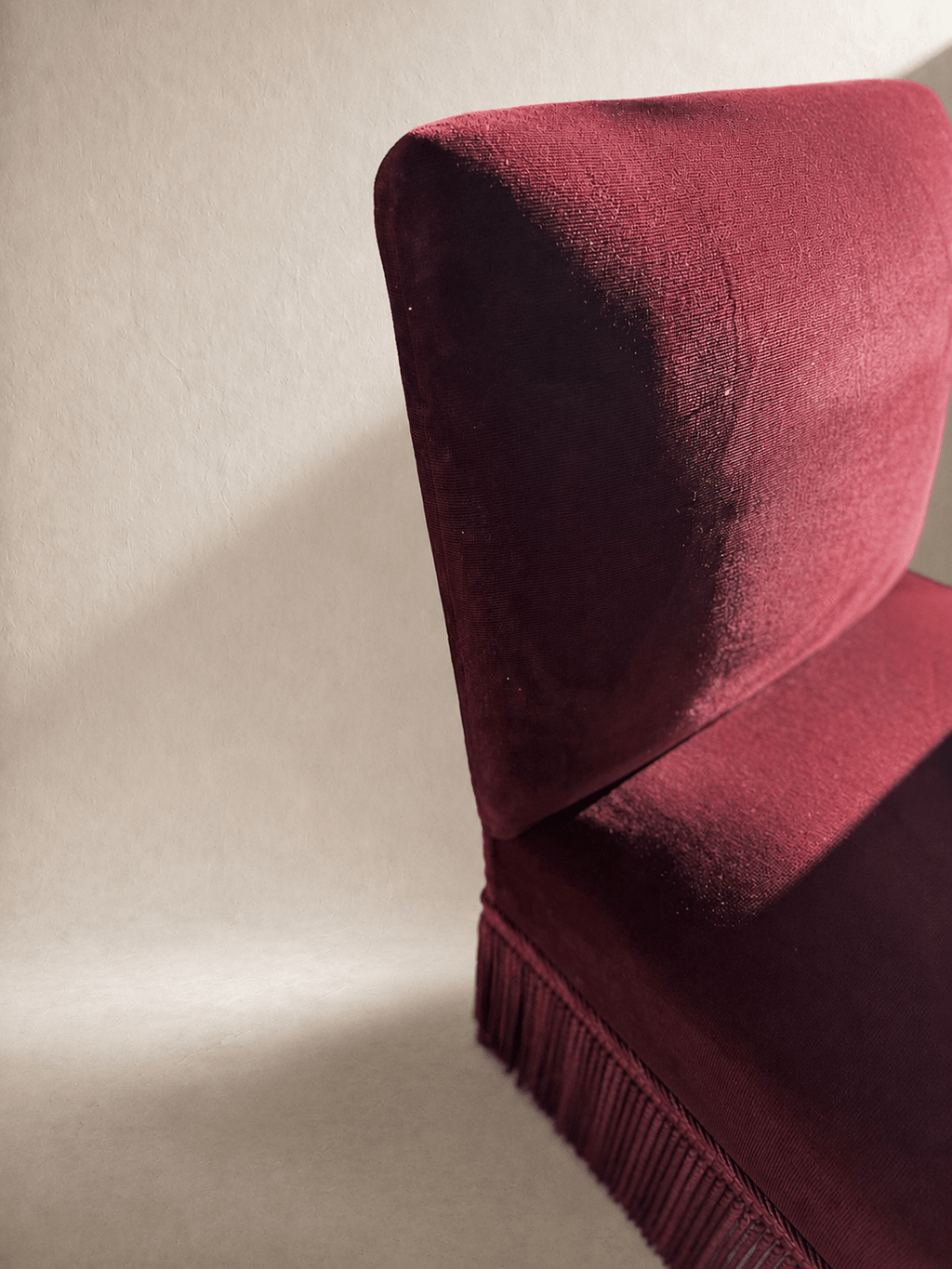A pair of French Napoleon III red velvet slipper chairs with fringe – Armchair – MILLA OBJETS