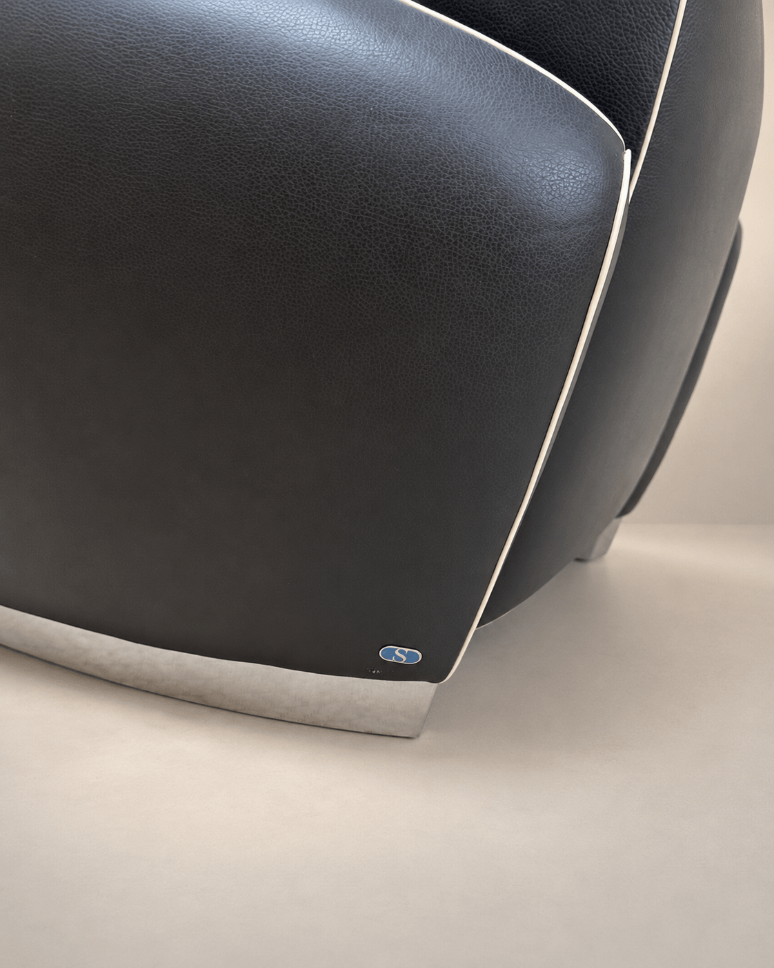 Pair of DS-24 'Bugatti' Armchairs by De Sede – Armchair – MILLA OBJETS