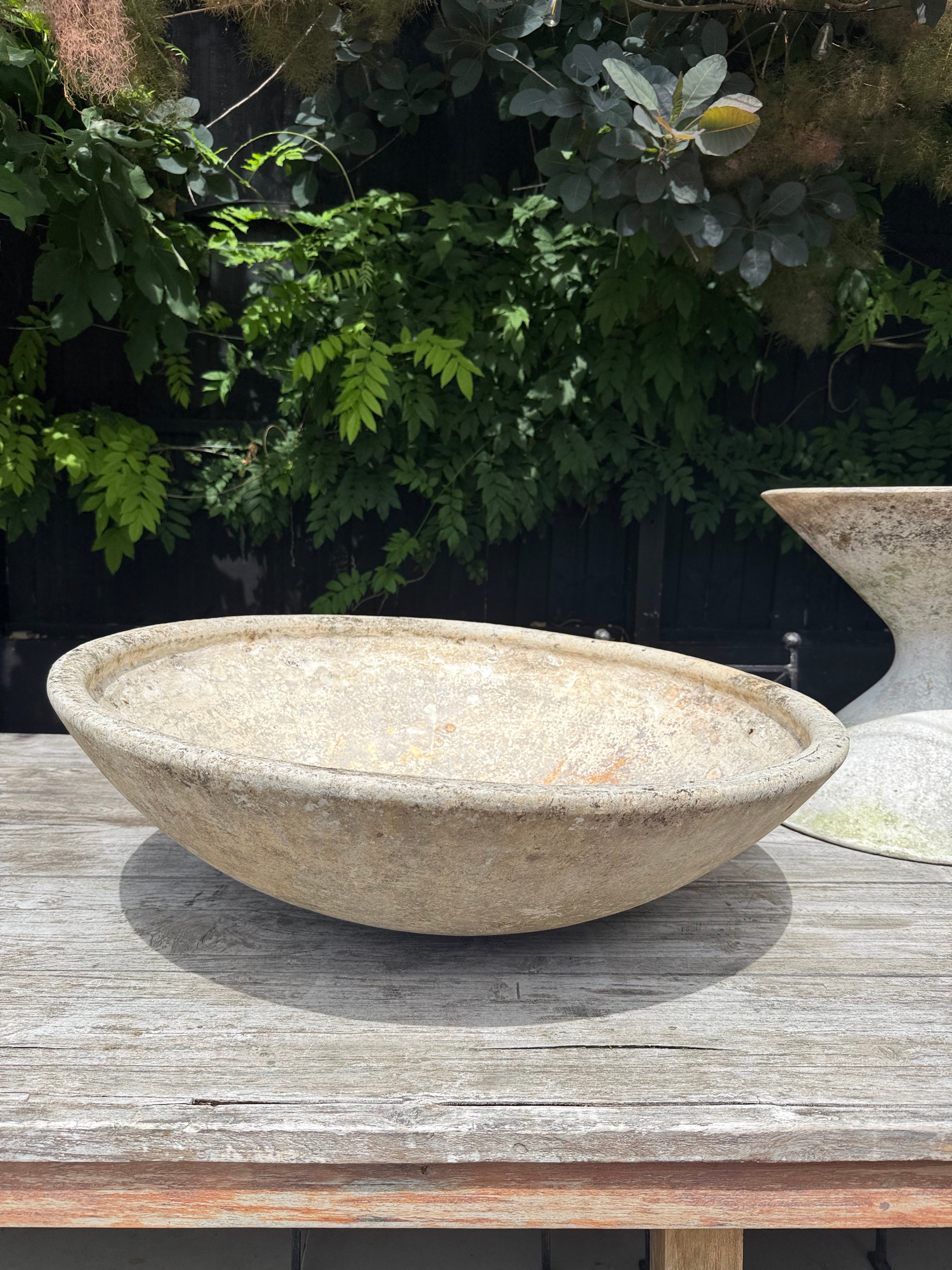 Vintage Mid-Century 1960s Fiber Cement Bowl Planter by Willy Guhl for Eternit – Planter – MILLA OBJETS