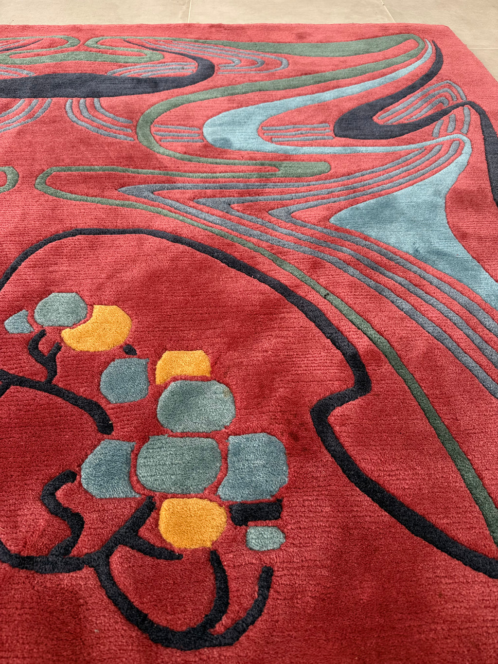 Large Hand-Knotted Nepalese Tibetan Abstract Rug, 290 × 200 cm